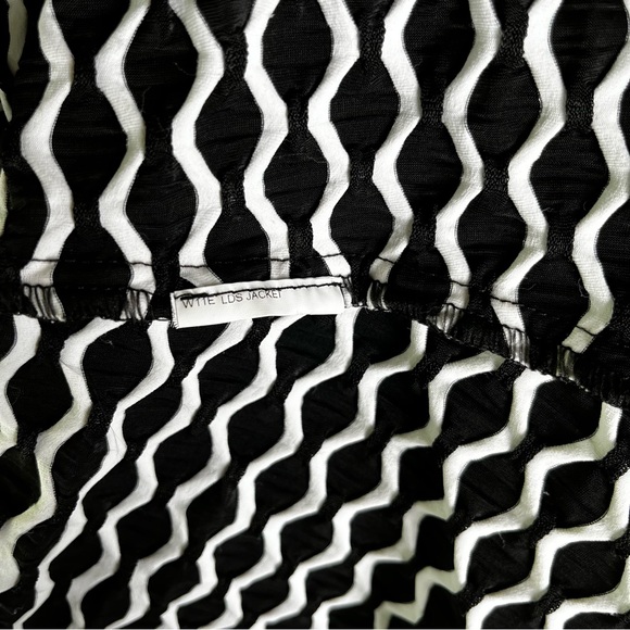 Joseph Ribkoff Swing Jacket Womens 6 Asymmetric Geometric Black White Textured - Picture 10 of 16